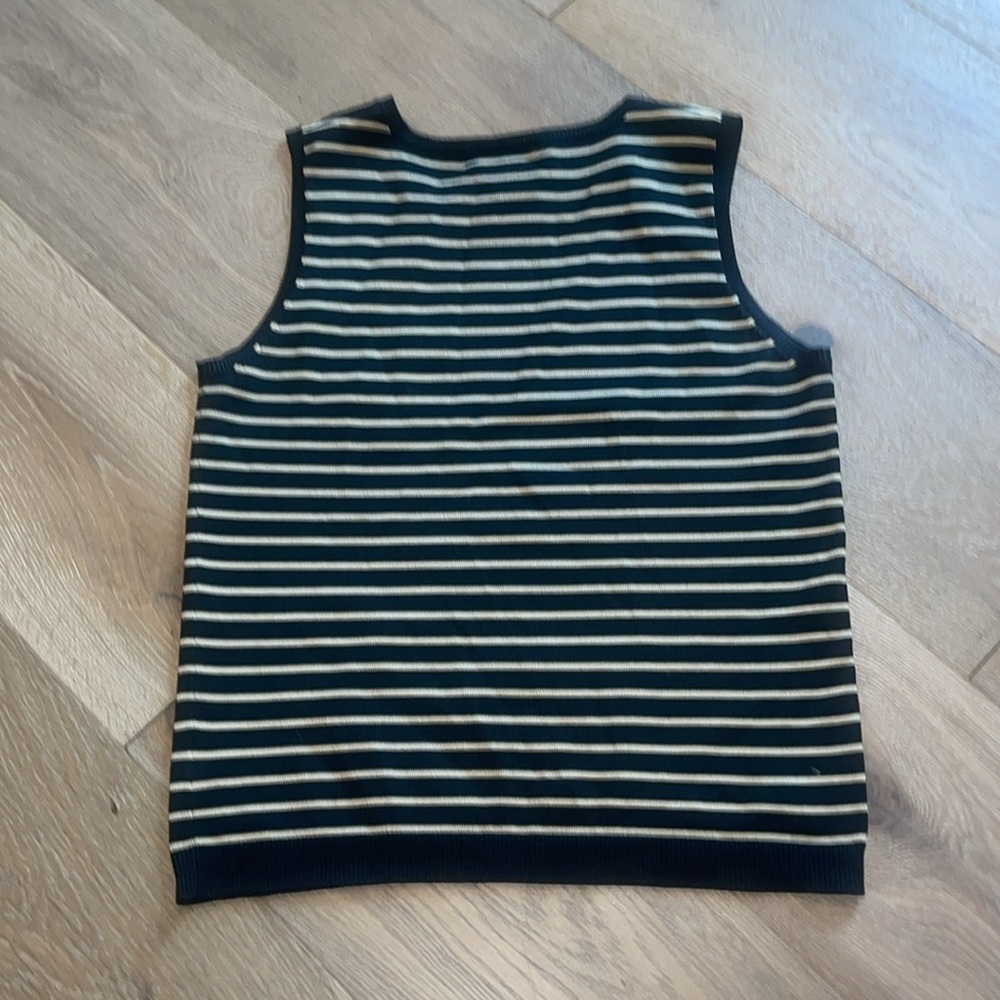 Lauren Ralph Lauren stripe sweater tank shell size small silk
Blend black - Picture 4 of 5